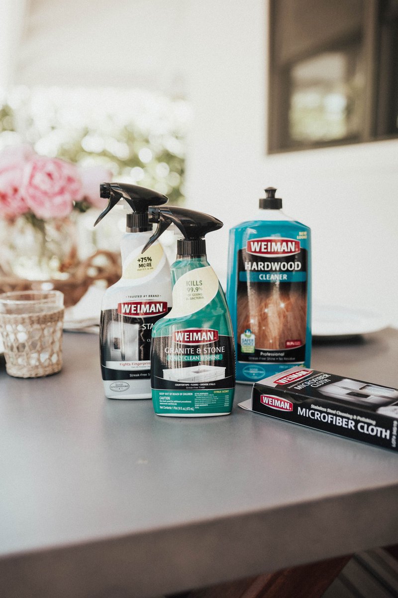 As the weather began to warm up we decided to reach out to <a href="/Arianao/">Ariana Lauren</a> from Arianalauren.com for her safe summer entertaining tips for hosting a few people. Learn how Ariana preps her stunning home for hosting close loved ones:  bit.ly/3eLPDLn
📸: <a href="/Arianao/">Ariana Lauren</a>