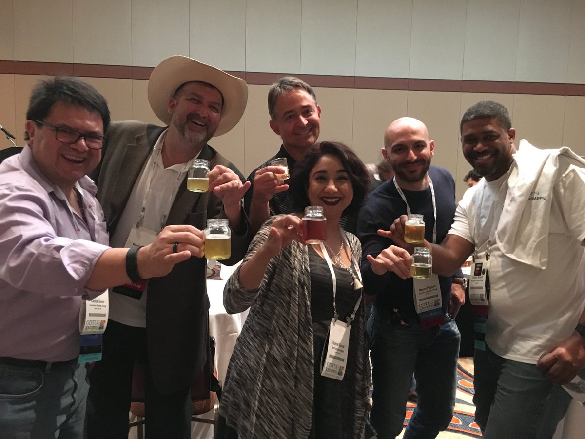 odtug's tweet photo. Everyone having a blast at the ODTUG #Kscope16 Community Night! #KscopeThrowback https://t.co/RphDgLZNBH