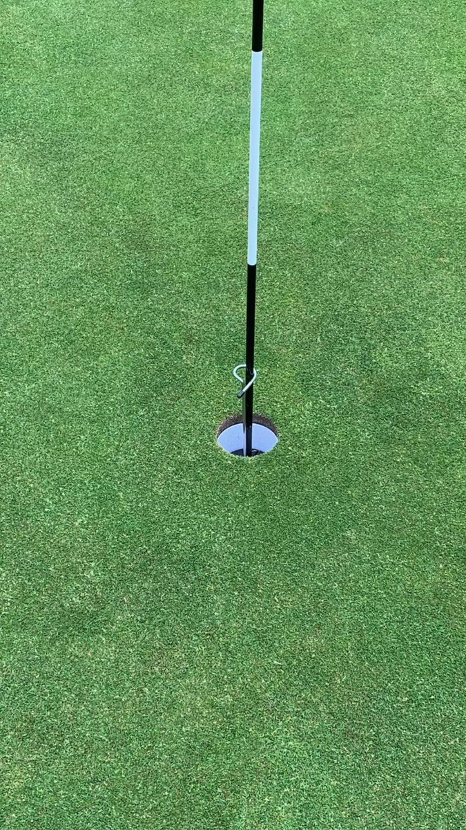 forthroots_'s tweet photo. HoleOut Trial Offer.
Why not give your membership the chance to try the HoleOut @ £21 + VAT delivered. Javelin and Standard options.
-Strong build
-Sleek look
-Stops damage to the hole
-Can be used as a conventional ball retriever on the pin
-Excellent feedback from current users https://t.co/IdznPIA26L