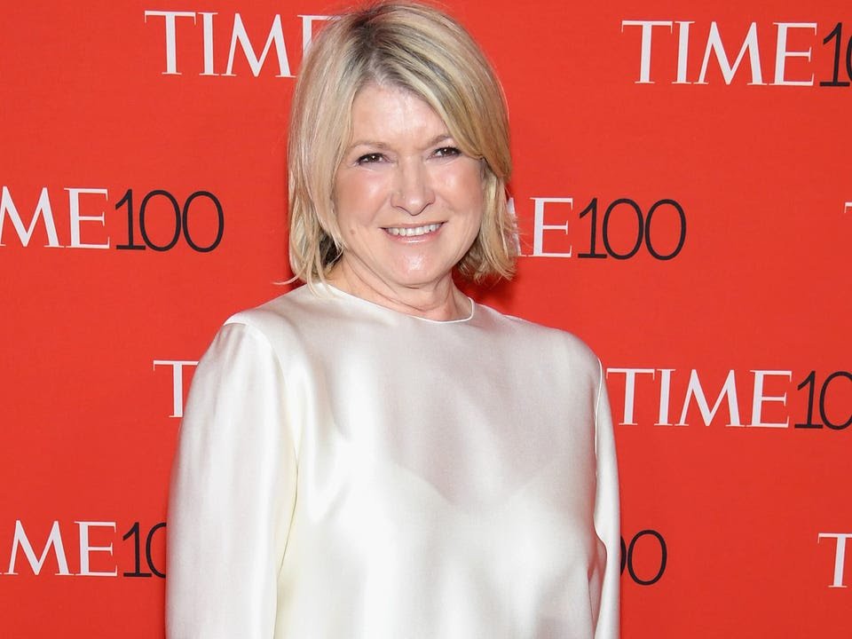  #MondayMotivation Here's a motivational thread of some of the best "Celebrity Comebacks" of all time. They didn't give up & it paid off! Just like it will for us once  @primevideouk announces our renewal.  #Sanditon will be the best comeback ever!   MARTHA STEWART 