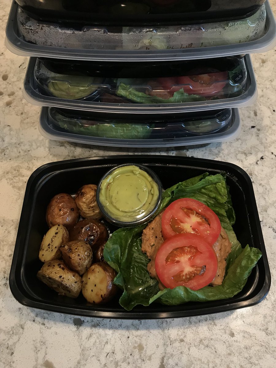 CaseMeals's tweet image. Hi everyone! My name is Casey, and Case Meals is my meal prep company! I love cooking healthy food for people ☺️ I’m located in Columbus, Ohio. I would really appreciate the support! Here’s some meals I’ve prepared 💚 #mealprep #food #healthy #casemeals