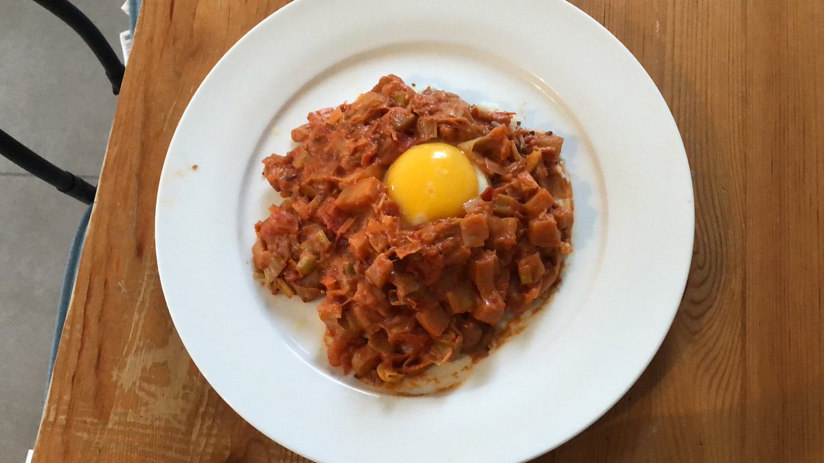 Que_pique's tweet photo. Esta noche jugamos duro: PestoNaga. No sé si estoy en Málaga o en Delhi. En un ratito lo sabremos🔥🔥🔥 #picante #cocinapicante #spicy #hot #FelizLunes https://t.co/8bDmrqSIym