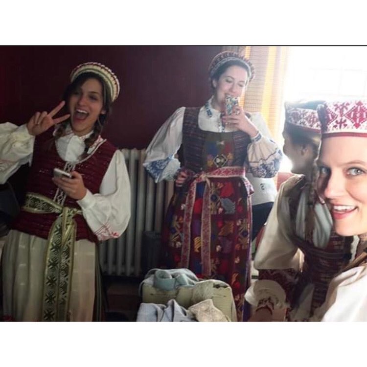 bestdaysofar's tweet image. The story spotlight for this week is a story about a family heirloom from a Facebook group called Haddonfield Heirloom Project by @HaddonfieldLib! This is a public group and we encourage YOU to join and share stories of your family heirlooms! 🥰🤗 Read at instagram.com/p/CCB8ON-DJql/…