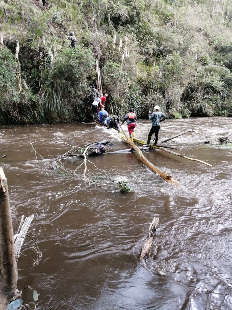 httpspbstwimgcommediaEbtGjINXQAET8hsformatjpgnamemedium