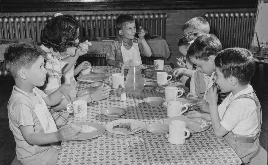 #OTD in 1943, the U.S. Senate passed the first, and thus far only, national childcare program, voting $20,000,000 to provide for public care of children whose mothers were employed for the duration of #WWII #History