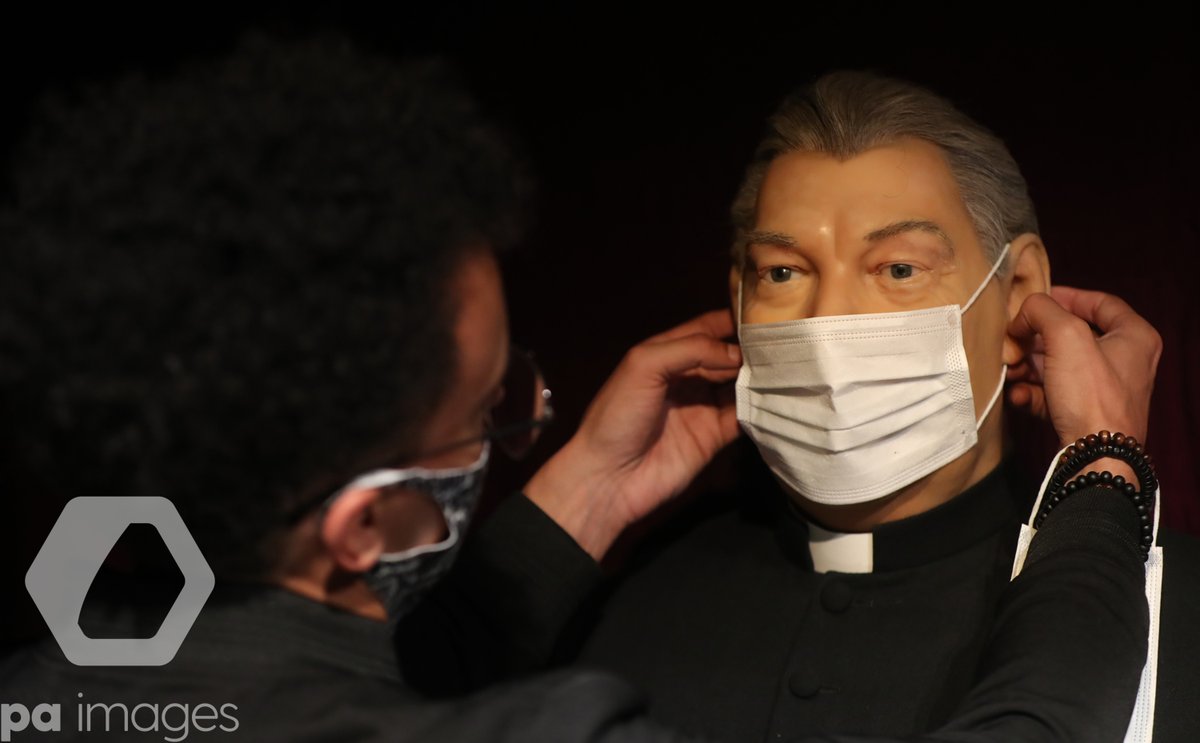 Niall Carson tweet media