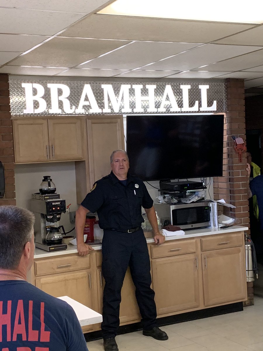 Portland Fire Dept tweet media