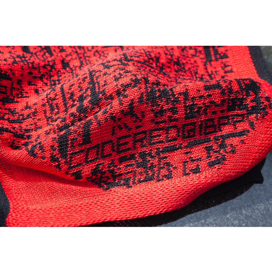 GLITCHAUS's tweet image. #GLITCHAUS #CodeRed @1BPP #DataMask from the official #MALWEAR series
.
.
#digital #textiles #design #digitalknit #code #red #malware #textileart #knit #mask #knitwear #dataknit #pixelperfect #machineknit #digitalart #generativeart #infosec