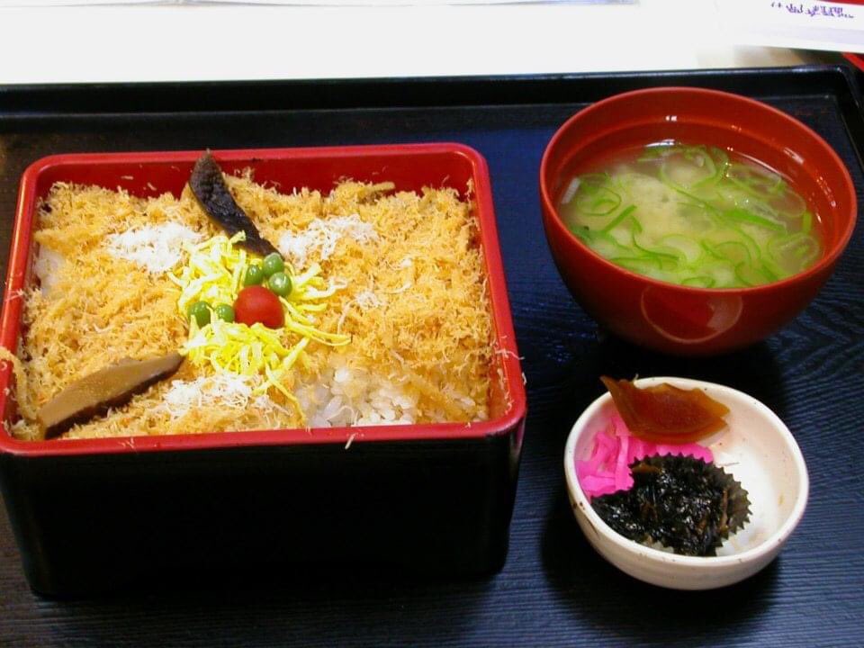 nomsphoto's tweet image. 昔の北海道旅行2005 
#travel #summerview #sightseeing #北海道旅行 #道南 #内浦湾 #大沼公園 #二股ラジウム温泉