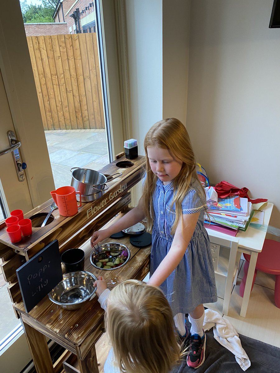 jule220's tweet photo. @StJBoscoRec Poppi decided she wanted to make a potion for Princess Mirror Belle in her mud kitchen and insisted I send a picture to Miss Cook x https://t.co/nSkuUUOegY