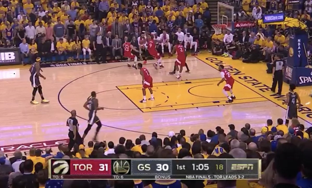 Double team on CurryCousins gets an open three, misses