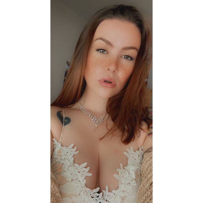 Two is better than one.💅🏼🥱  #Tbh #Mood https://t.co/PXN5yFdVWK<a href="/tag/tbh"class="tags">#Tbh</a><a href="/tag/mood"class="tags">#Mood</a>