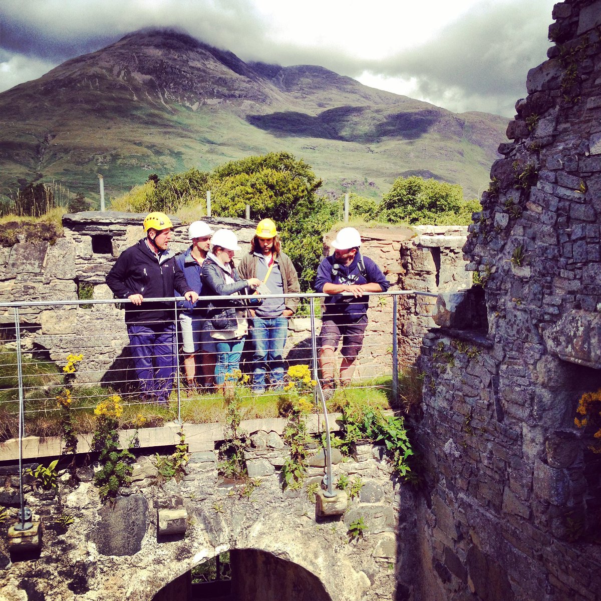 craigfrew's tweet image. Throwback to 2014.... spent a cracking few days on the West Coast of Scotland with Andrew Bradley, Martin Hadlington, Bill Revie, Duncan Strachan and the 2014 @SPAB1877 William Morris Craft Fellows &amp;amp; Scholars....