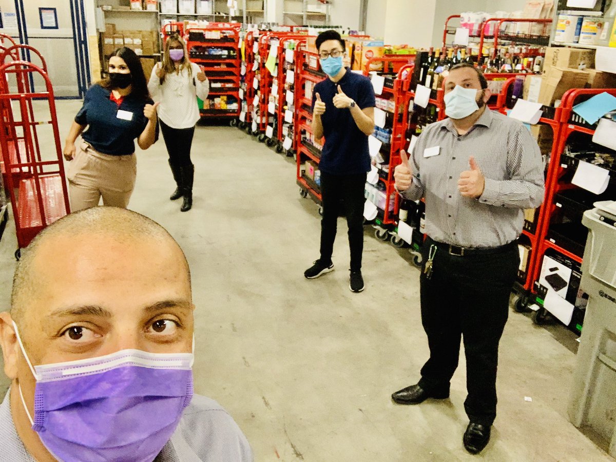 smdesai1230's tweet image. Great inventory day with Team 10807! Today our 2 Summer Retail Management Interns participated too!  #DeliverShrink #LeadshipMatters #OneTeam
