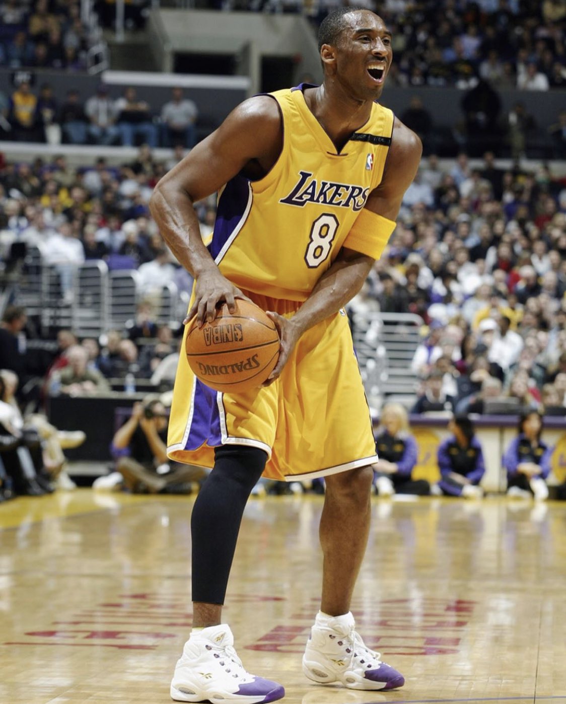 Timeless Sports on X: Kobe rocking the single leg sleeve. ♾   / X