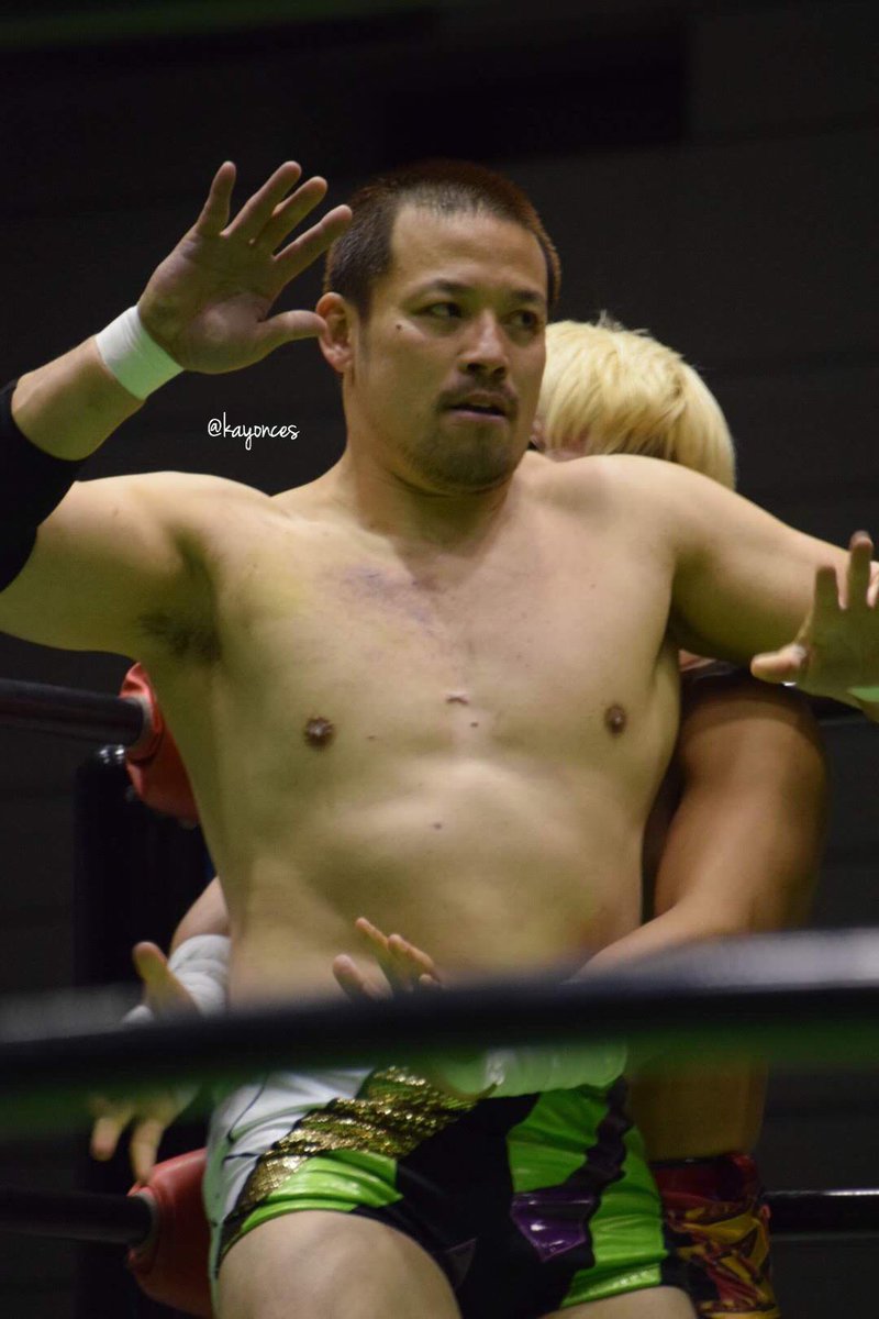 かよんせ Twitterissa おはよ豪ぜます 今日で6月終わりかー W はぇーなー おはよごぜます 潮崎豪 ザ リーヴ さんのcm 坊主 ピンクちゃん断ったやつ