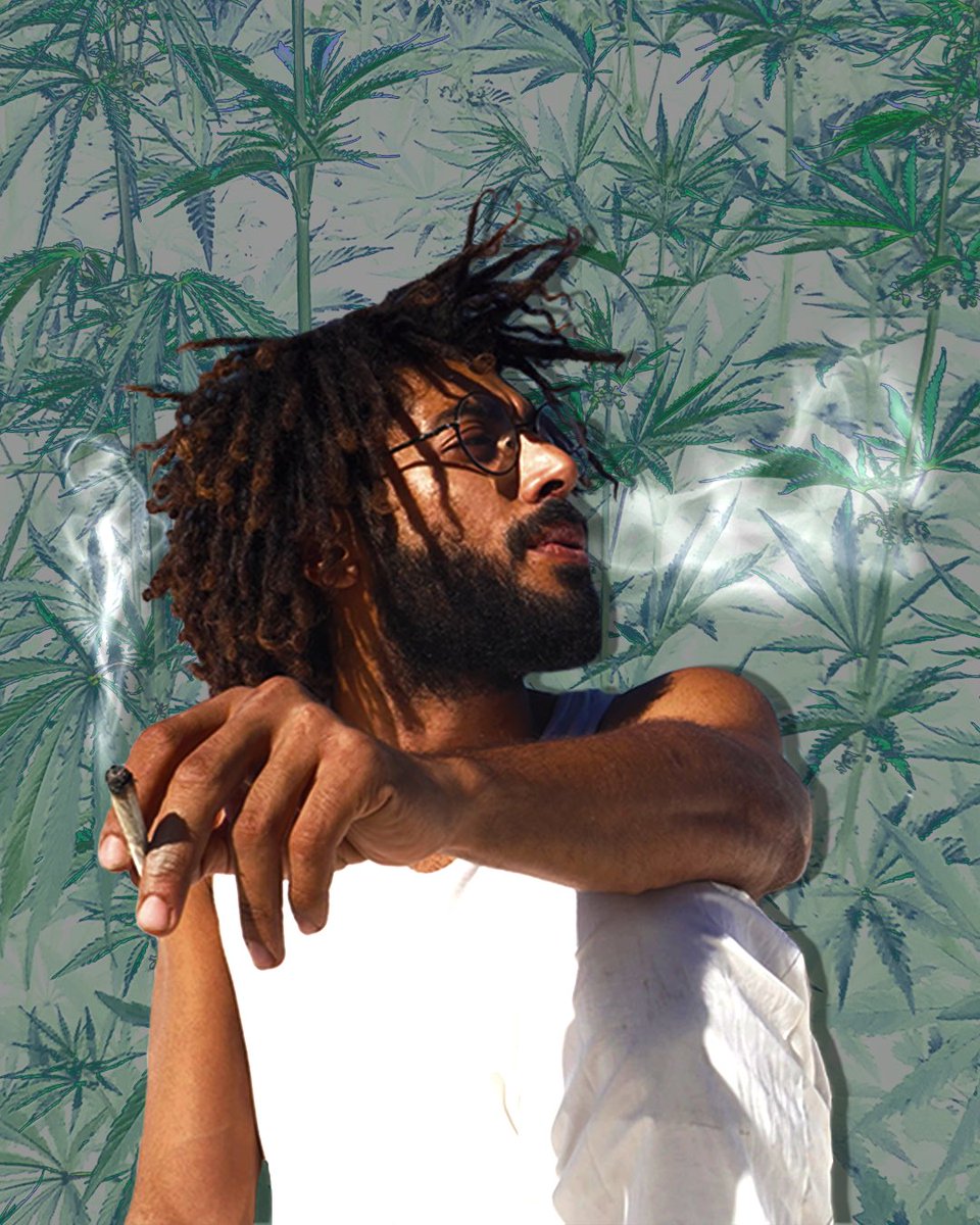 ☁️ Who’s the last person you passed a joint to? Tag them below👇 to remind them you miss your smoke sessions #pufcreativ #ppp