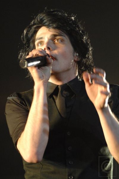 a thread of gerard's black waistcoat from 2007 aka my favorite look
