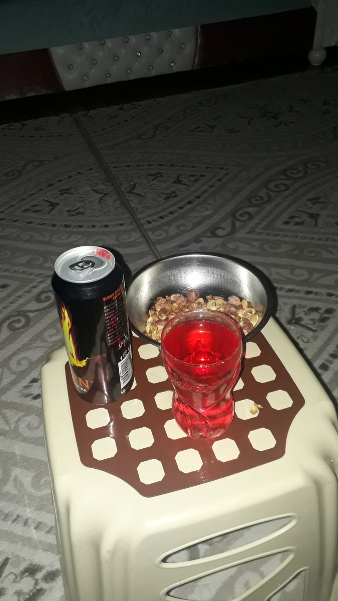 Slm olsun gönlü güzel dostlara