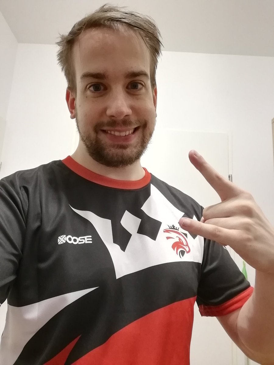 AT_Deathscythe's tweet photo. Not everyday you get officially 👑 #AFWIN @AustrianForce #verleihtflügel @picapipe_com #BecauseSoftware @XOOSEtweet proud to be part of it 🤗❤️👀 https://t.co/hqRqe7Th5D