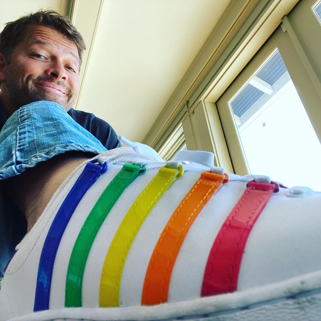 It’s really hard to take a selfie that includes your shoe. #HappyPrideMonth 🌈 

#NOH8