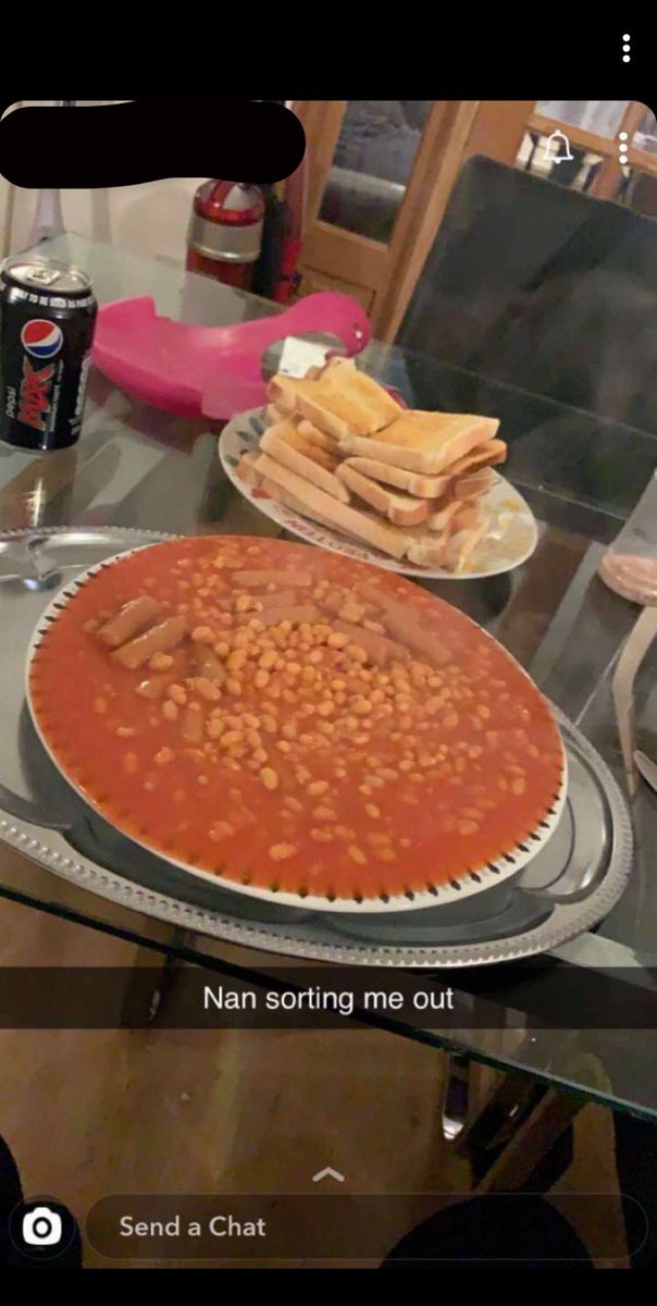 SmokeRuntz's tweet photo. Nan sorting me out https://t.co/h5dTwRIcGw