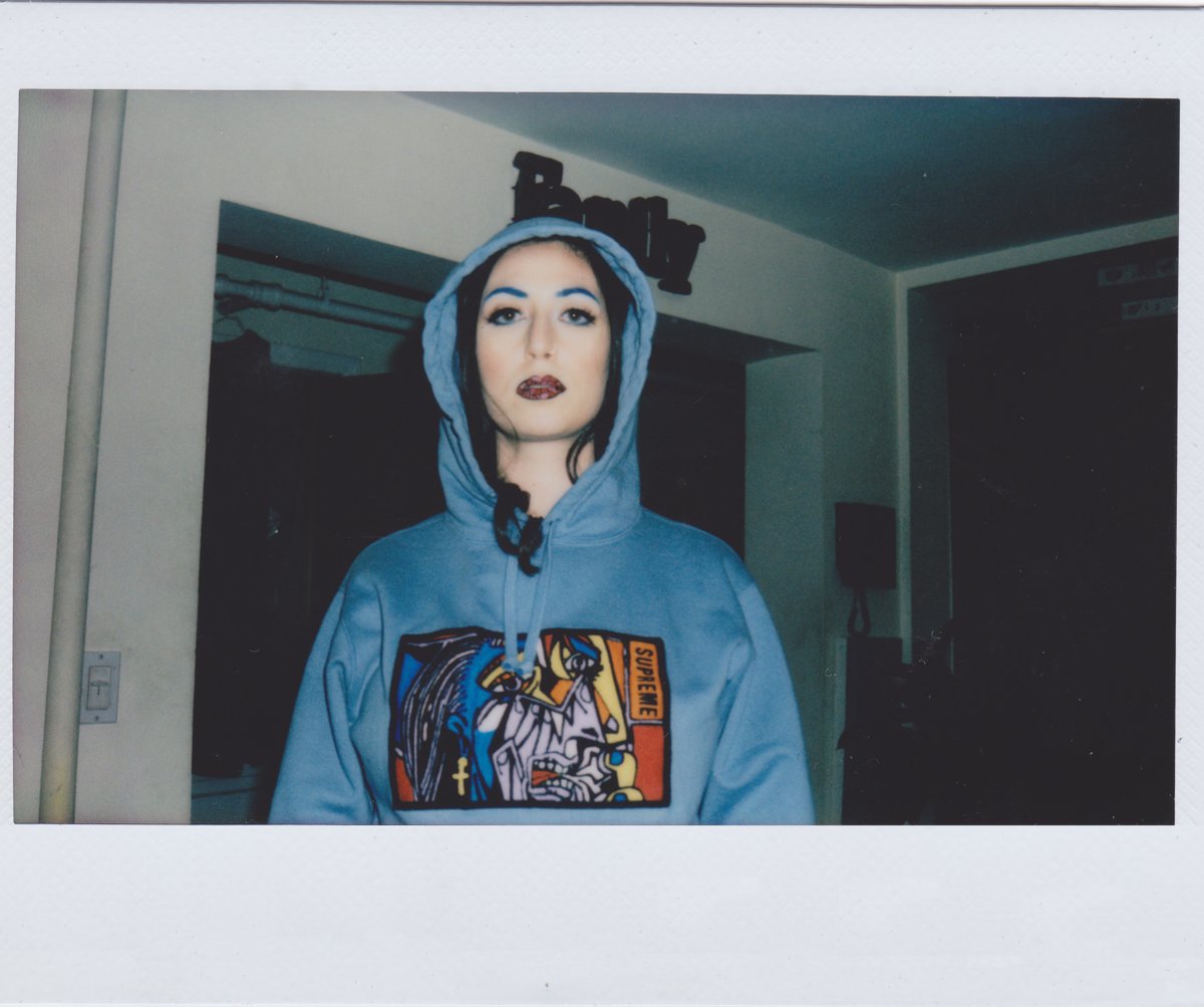 THEYAMS's tweet photo. Congratulations 🥰

Brooklyn singer Zandra Kaye's official video for 'Know Your Roll' just premiered on Snobette https://t.co/5o9AGvyVGW @zandrakaye_ @TheSnobette https://t.co/yDBIsqeAQZ