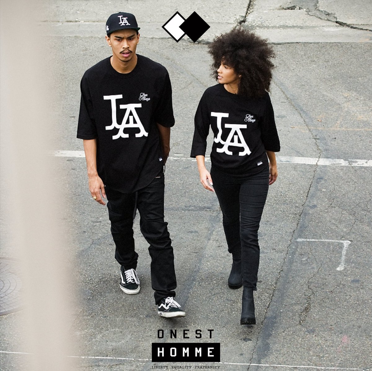 ONEST_HOMME's tweet photo. LA 🔲⬛️ LOVE ALWAYS
@onest_homme #la #lovealways #lalovealways #apparel #buyblack #mompreneur #onesthomme #losangeles #raglantee #black #represent #streetwear #fashion https://t.co/TDOCAjtVUp