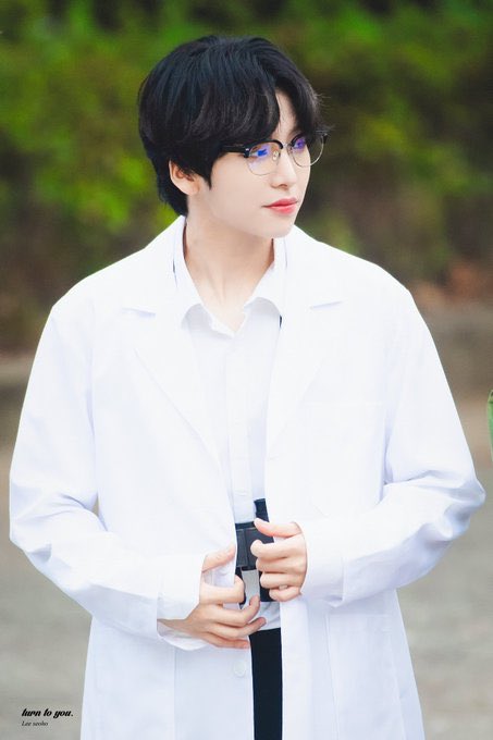 Seoho and his Earth + Life Sciences Electives in action[A very, very nerdy thread]  @official_ONEUS  #SEOHO