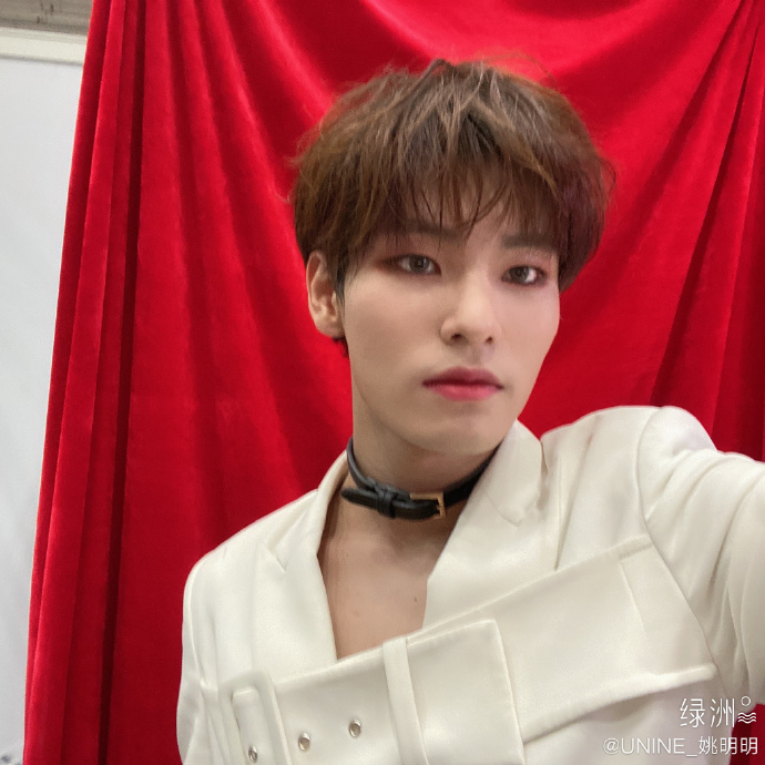 UNINEFAN's tweet photo. 200629 #UNINE
#YaoMingMing #姚明明

[Weibo Update]
รูปเก้าช่องนี่ พอไหมครับ
ผม
เต็ม
ที่
แล้ว
... https://t.co/tw5IFD5sza