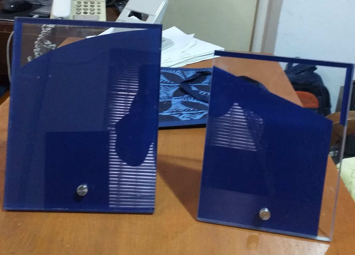 yakanji's tweet image. Acrylics Based on Studs NaijaMade.
#CreativeRecognition 
#GetItDone 
#UniquelyMade