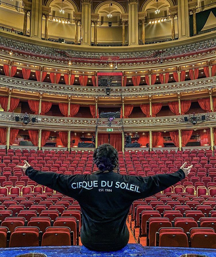 TOTARTT's tweet photo. Y así se despide y da las gracias mi Amiga Majo Cornejo al @Cirque y su despido Masivo por declararse en bancarrota el día de hoy. #Cirquedusoleil 🎪 Fuerte todo ! https://t.co/sVwgVn7aA9