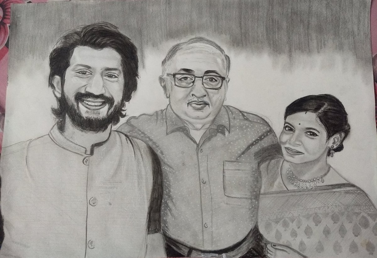 JayaAsthana6's tweet photo. “Families are the compass that guides us. They are the inspiration to reach great heights, and our comfort when we occasionally falter.” 👨‍👩‍👦👨‍👩‍👦‍👦
I tried my best to make this sketch.Hope you like it🤗😍
@KUNAL_JAISINGH @sresthb https://t.co/uq4SXXyu0l