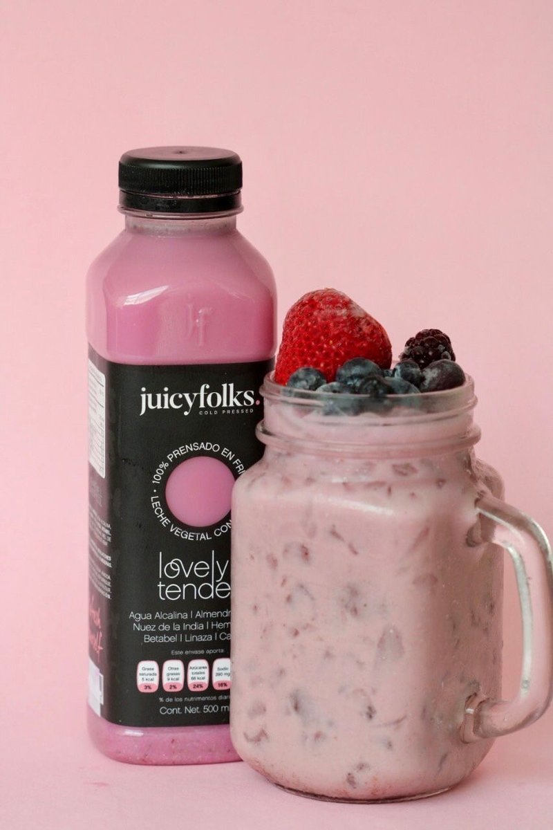 ¿Con qué has mezclado tus Mylks?🍼🍓 Hay muchas formas de tomarlas ¡Como desayuno o cena nos encantan!👌