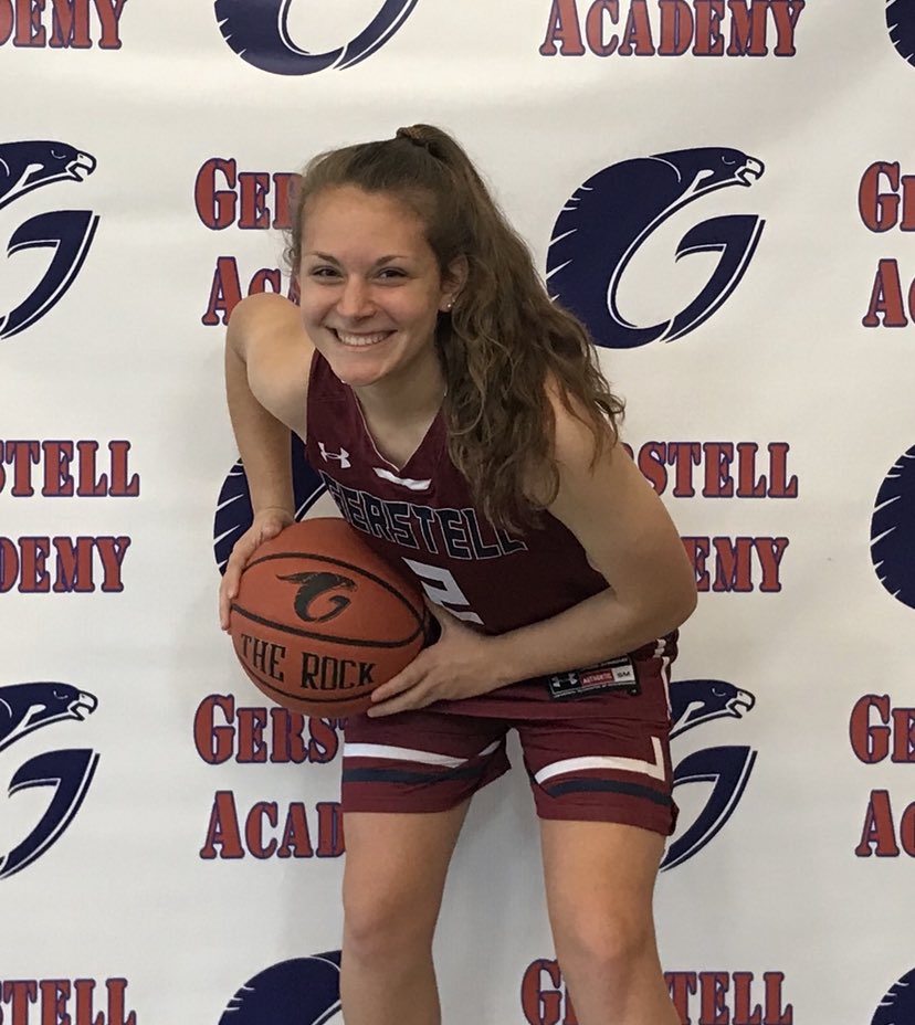 GerstellWbb's tweet photo. We are going to be LIVE ON INSTAGRAM (same handle as twitter) again TUESDAY at 3pm with 2022 @laurynwargo in our next installment in our player interview series. https://t.co/fNQHQrYItG