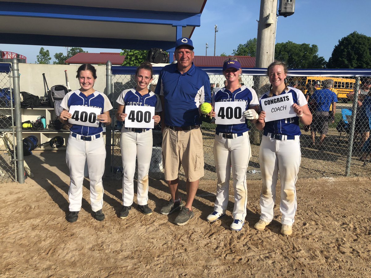 Crestwood_SB's tweet photo. Huge congrats to Coach Sickles on his 400th career win tonight! 🥎 https://t.co/gS08sSSDNm