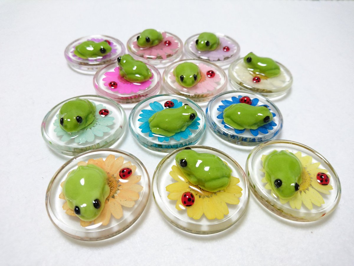 ট ইট র かえる歩道 カエル雑貨 Lupopo Cafe 様 ありがとうございます 今回も参加させていただきます カエル雑貨のみを制作しています カエル大好きです カエルのことばかり考えています 主に関東 関西のイベントに出展 ネット販売もしています