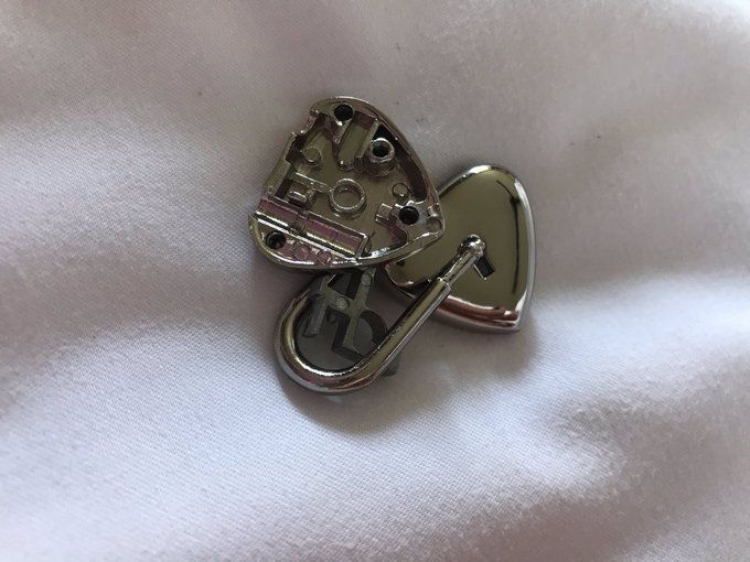 อะไรคือตื่นมากุญแจพัง สปริงหาไ่ม่เจอด้วย https://t.co/iGee5h2d15<a href="/tag/newprofilepic"class="tags"><span>#newprofilepic</span></a>