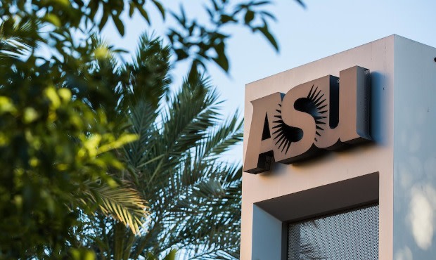 WPCareySchool's tweet image. ASU launching yearlong innovation, venture development masters program bit.ly/2Vb223K @KTAR923 #innovation #venturedevelopment #mastersdegree