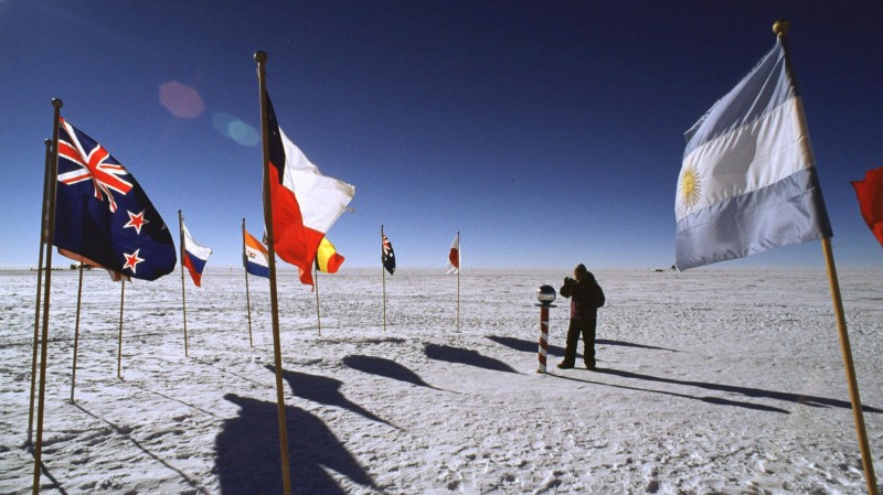 Researchers discover record warming at the South Pole over the past 3 decades #climatechange ow.ly/LNWN50AlkVJ via <a href="/USATODAY/">USA TODAY</a>