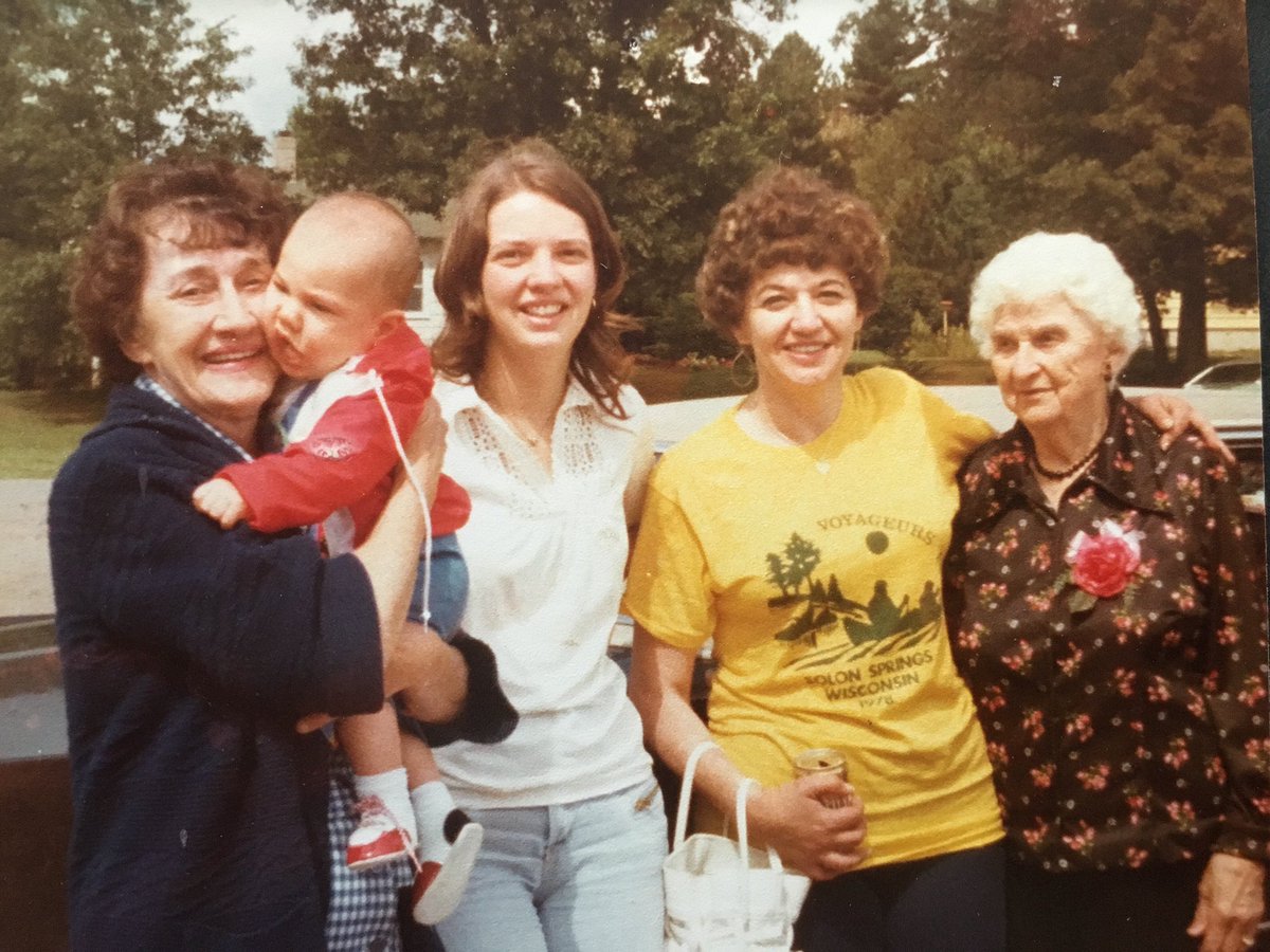 1ifiona's tweet image. Had to dig this one out when I saw the #fivegenerations

I’m not in it but I took the photo (with my 110 camera!)...four decades ago! 

Loved my great grandma,  Mum so much. 🤗