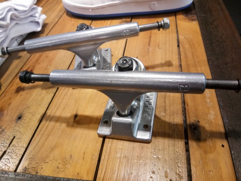 jinotokieda's tweet photo. Can't wait to have this @acetrucks next month! Good thing homies here was able to save a pair for me during this pandemic #freshsetup #skatelife https://t.co/6OxtnGSscM