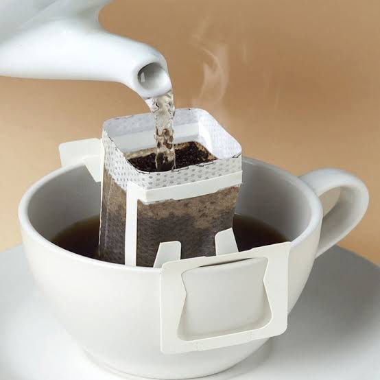 TabungUdara's tweet photo. a cup of happines ! #kopi #dripbag #kopiwine #kopiindonesia https://t.co/4JdCvXuPTO