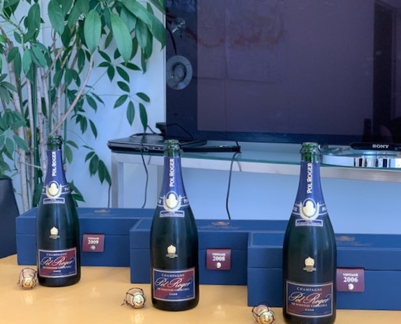 7月1日発売『キュヴェ・サー・ウィンストン・チャーチル2009』と2008年、2006年の垂直試飲
いずれのヴィンテージも忘れ難く・・・
non-solo-vino.blog.ss-blog.jp/2020-06-30
#CuveeSirWinstonChurchill2009  #PolRoger　#Champagne <a href="/JeroboamFWC/">JeroboamFineWineClub</a>  <a href="/jeroboam_japan/">Jeroboam Japan</a>