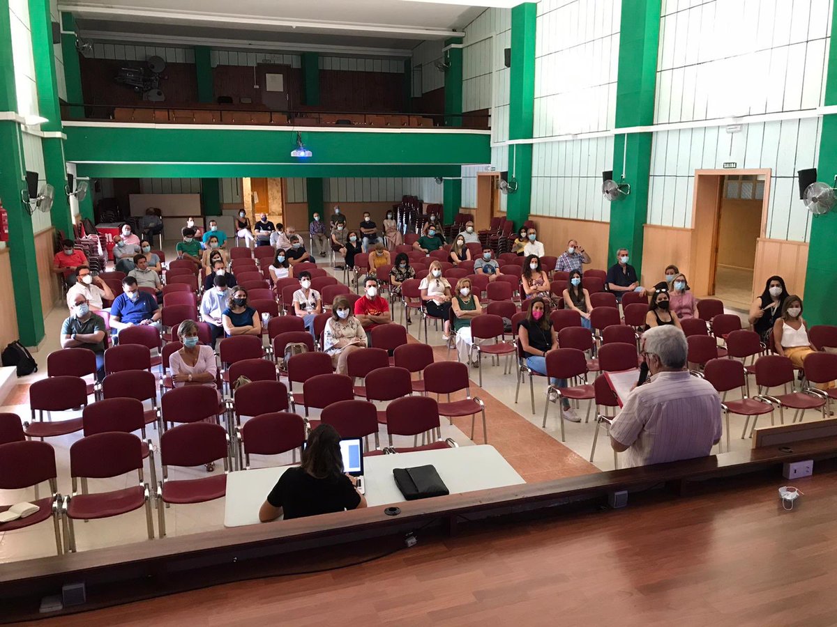 Claustro final de profesores de <a href="/MaristasBadajoz/">MaristasBadajoz</a> Claustro para revisar el trabajo de este curso y para iniciar los planteamientos futuros. Ilusión y muchas ganas #Ahoramaristas <a href="/coemmaristasmed/">COEMMaristasMed</a>