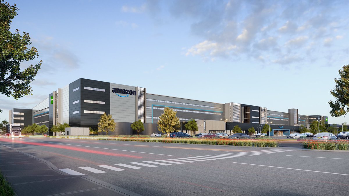 stuartayresmp's tweet photo. Big News....@AmazonAustralia is coming to Western Sydney in a big way!

✅ 200,000m2 Robotics Fulfilment Centre
✅ New market opportunities for local SME’s
✅ 1500 ongoing jobs 
✅ 11 million products available for distribution 

...another win for Western Sydney https://t.co/vpknup9cx7