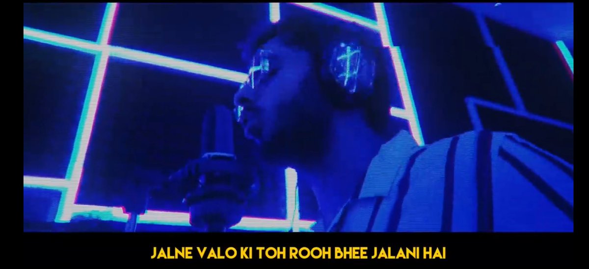 poojacharan2001's tweet photo. When tiktok banned in india
Le memers :- yalgorr ho chuka he
Aajaao maidaan me

Let's GO
#tiktokbanned 
#tiktokbanindia 
#DigitalSurgicalStrike 
#IndiaFirst 
#ChinaComesModiRuns #IndiaPushesBackChina 
#HindiCheeniByeBye https://t.co/Ubf6J7tJQu