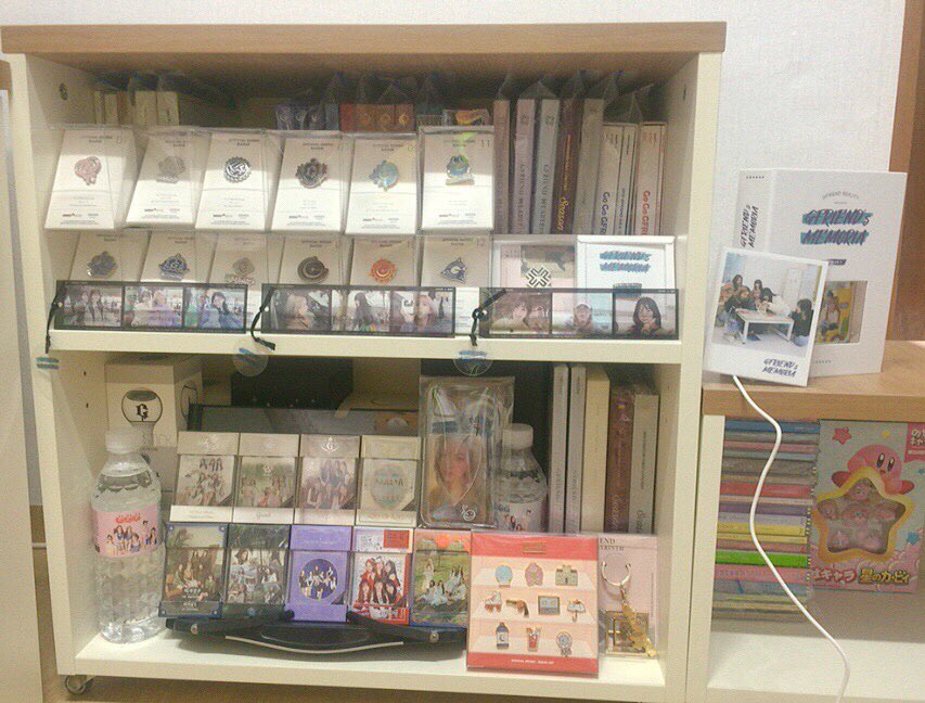 notdecideyet0_0's tweet photo. GFRIEND’s MEMORIA 일주일에 한번씩 찾아오던 행복이 이제 내 방 곳곳에 앉아 있네요. 시즌2 기다릴게요. 
#여자친구 #GFRIEND #너와나의 #MEMORIA #시즌2_기다려 https://t.co/9K1figkzfP