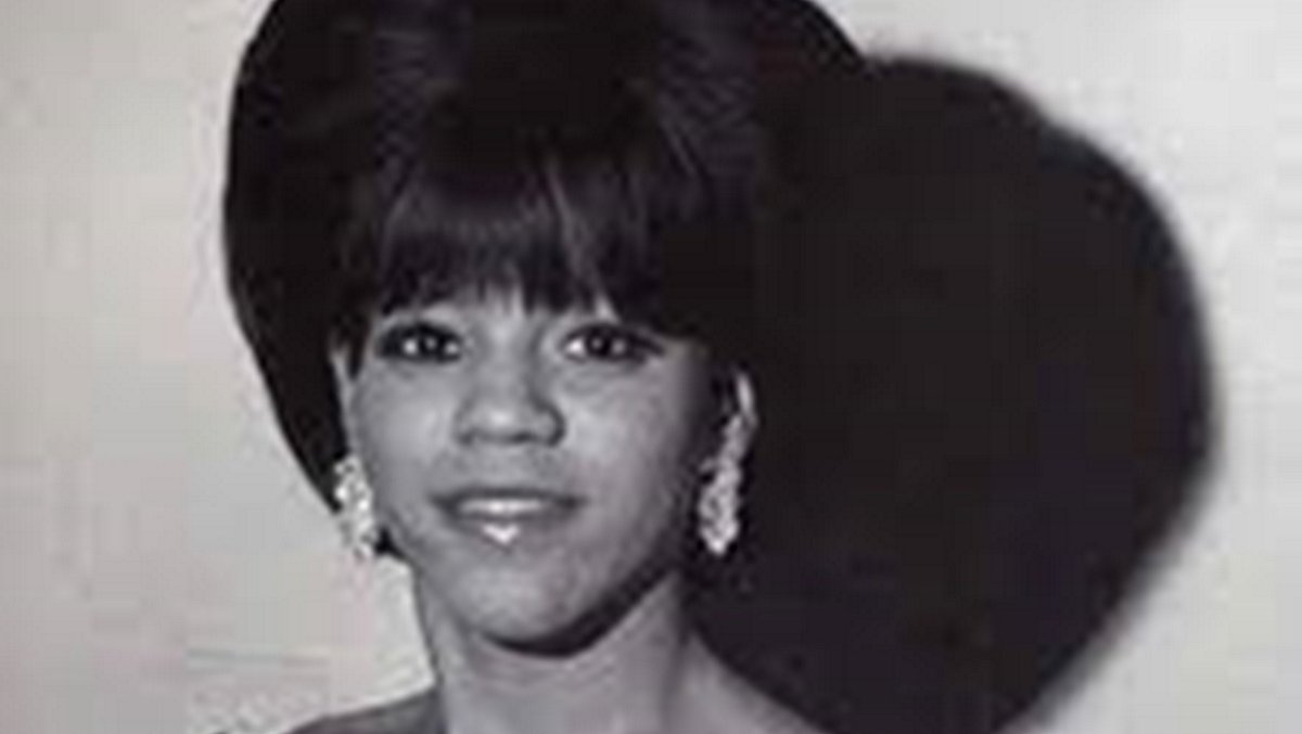 marczak_rob's tweet photo. Birthdays: June 30 [2 of 6]

#ElizabethMonroe (U. S. First lady)
#FantasiaBarrino (American Idol winner)
#FlorenceBallard (Singer)
#HarryBlackstoneJr (Magician)

[#rjm] Click on photo to enlarge https://t.co/hgnxt4bvwk