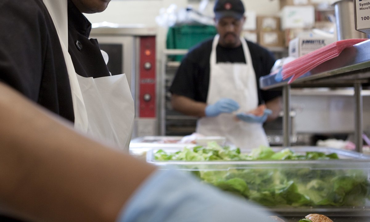 Work in food service or hospitality? We have disposable NITRILE GLOVES in stock now. Order today and we can ship to immediately.

arc-supplies.com/#Twitter 
(10% off all orders with offer code "SOW5S4U2M")

#Restaurant #Safety #NitrileGloves